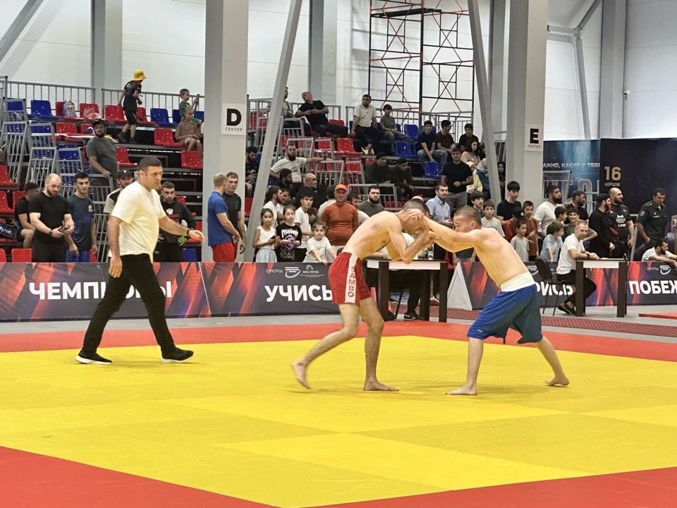 В Нальчике стартовал чемпионат Росгвардии по комплексному единоборству В Нальчике стартовал чемпионат Росгвардии по комплексному единоборству