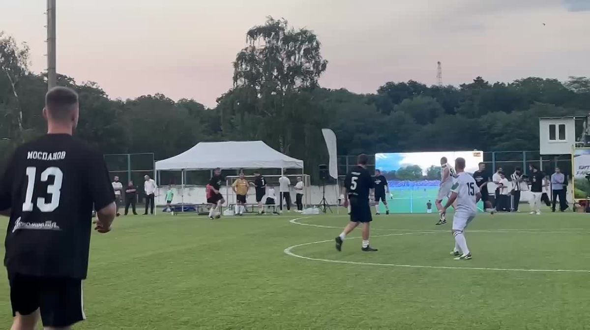 Дан старт гала-матчу на стадионе «Спартак-Нальчик»