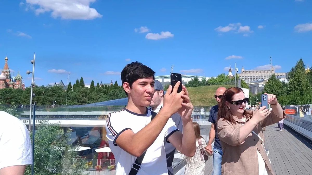 Победители и призеры республиканской историко-патриотической олимпиады «Поколение побед и единства» вернулись из путешествия в Москву! Победители и призеры республиканской историко-патриотической олимпиады «Поколение побед и единства» вернулись из путешествия в Москву!
