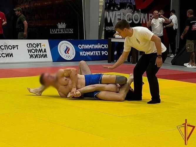 В Кабардино-Балкарии на базе спортивного комплекса «Вымпел» завершился чемпионат войск национальной гвардии Российской Федерации по комплексному единоборству, посвящённый 215-летию войск правопорядка и 10-летию образования... В Кабардино-Балкарии на базе спортивного комплекса «Вымпел» завершился чемпионат войск национальной гвардии Российской Федерации по комплексному единоборству, посвящённый 215-летию войск правопорядка и 10-летию образования...