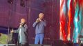 Только что в Приэльбрусье начался концерт с участием Димы Билана. Сейчас на сцене известные артисты нашей республики