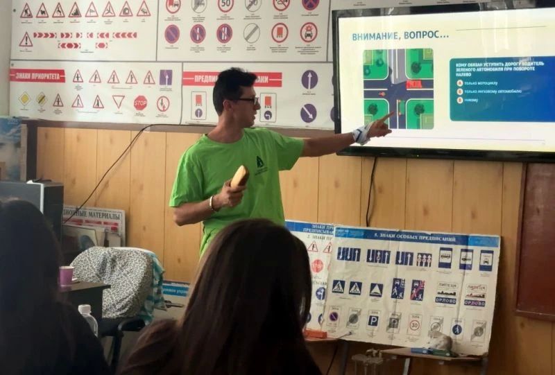 В КАБАРДИНО-БАЛКАРИИ РЕАЛИЗУЕТСЯ СОЦИАЛЬНАЯ КАМПАНИЯ «ПРОДВИЖЕНИЕ БЕЗОПАСНОСТИ» В КАБАРДИНО-БАЛКАРИИ РЕАЛИЗУЕТСЯ СОЦИАЛЬНАЯ КАМПАНИЯ «ПРОДВИЖЕНИЕ БЕЗОПАСНОСТИ»