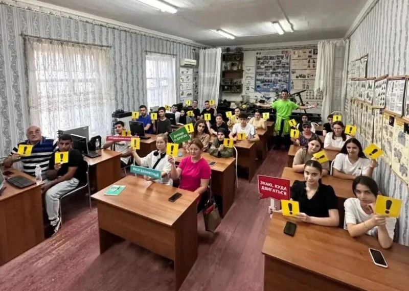 В КАБАРДИНО-БАЛКАРИИ РЕАЛИЗУЕТСЯ СОЦИАЛЬНАЯ КАМПАНИЯ «ПРОДВИЖЕНИЕ БЕЗОПАСНОСТИ» В КАБАРДИНО-БАЛКАРИИ РЕАЛИЗУЕТСЯ СОЦИАЛЬНАЯ КАМПАНИЯ «ПРОДВИЖЕНИЕ БЕЗОПАСНОСТИ»