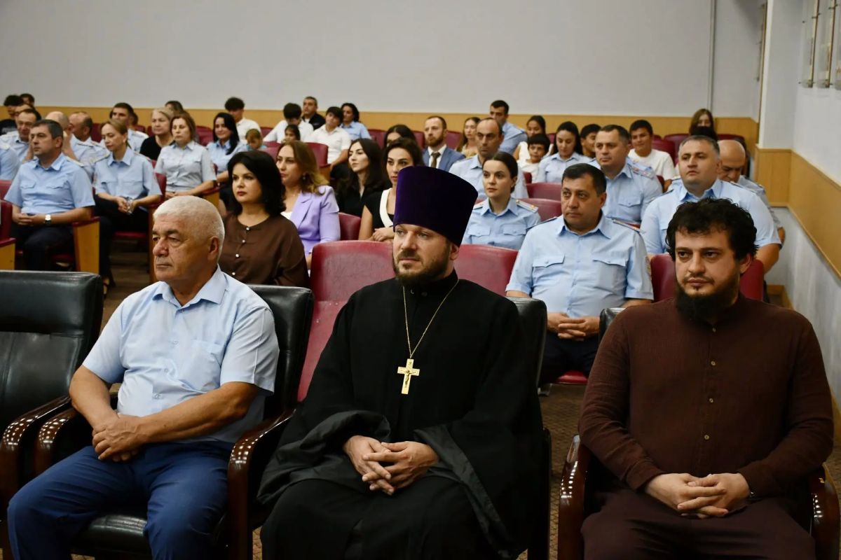 В МВД ПО КАБАРДИНО-БАЛКАРСКОЙ РЕСПУБЛИКЕ СОСТОЯЛОСЬ ПАТРИОТИЧЕСКОЕ МЕРОПРИЯТИЕ, ПРИУРОЧЕННОЕ ГОДУ ЕДИНСТВА НАРОДОВ РОССИИ В МВД ПО КАБАРДИНО-БАЛКАРСКОЙ РЕСПУБЛИКЕ СОСТОЯЛОСЬ ПАТРИОТИЧЕСКОЕ МЕРОПРИЯТИЕ, ПРИУРОЧЕННОЕ ГОДУ ЕДИНСТВА НАРОДОВ РОССИИ