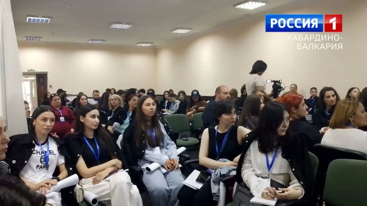 В Тегенекли проходит «Форум художественных руководителей» В Тегенекли проходит «Форум художественных руководителей»