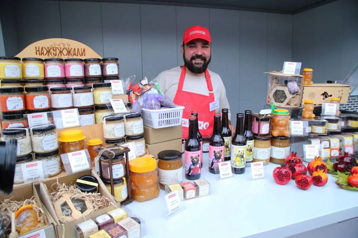 В Нальчике открылся гастрономический фестиваль «Вкусы России» В Нальчике открылся гастрономический фестиваль «Вкусы России»
