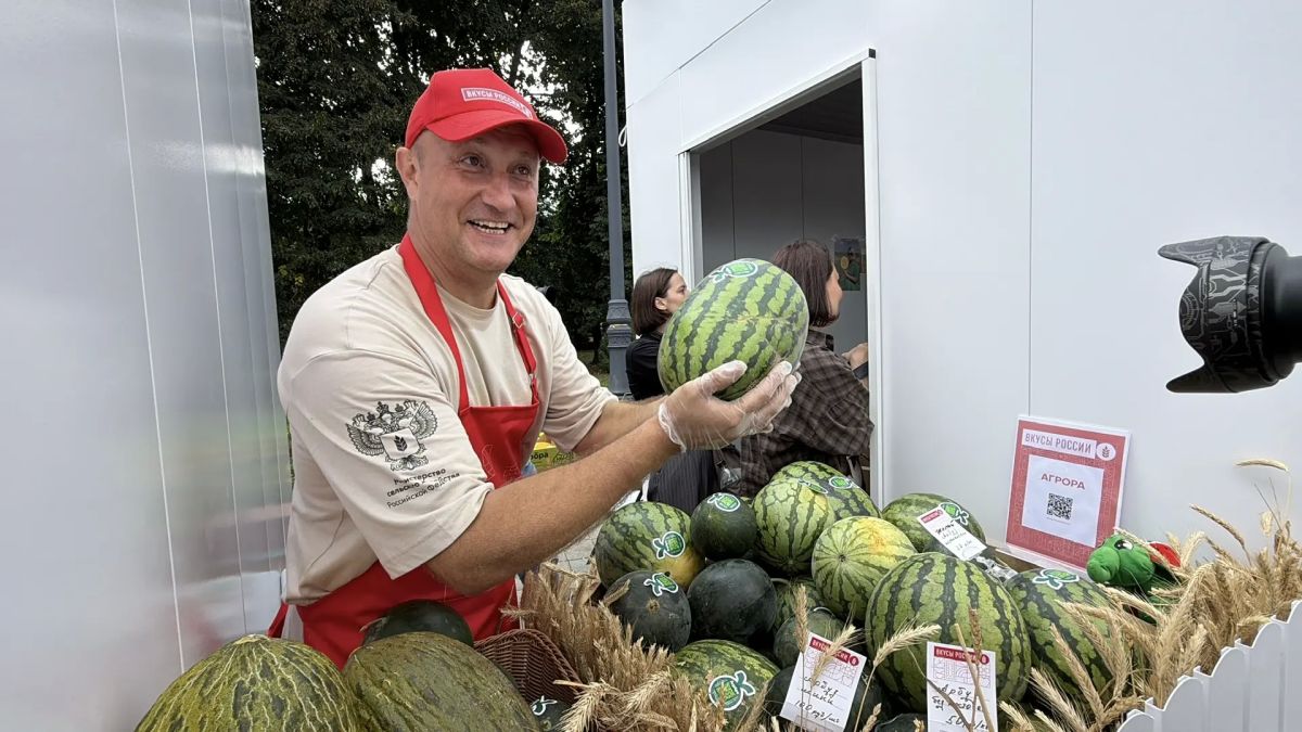 Казбек Коков: Еще немного атмосферы фестиваля «Вкусы России» в Нальчике Казбек Коков: Еще немного атмосферы фестиваля «Вкусы России» в Нальчике