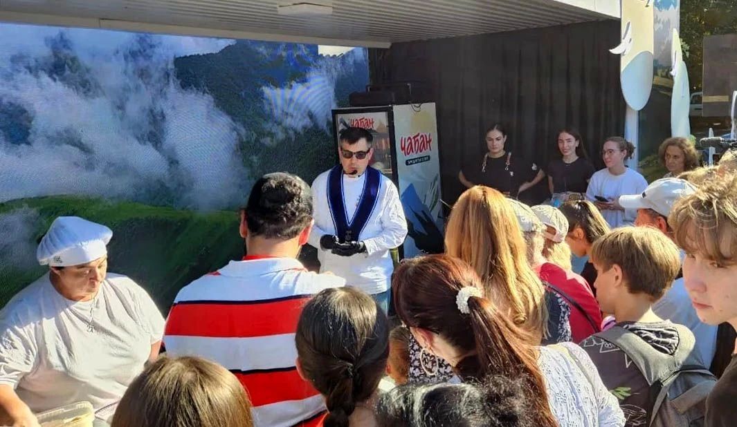 В Нальчике шумит финал всероссийского гастрофестиваля «Вкусы России»! В Нальчике шумит финал всероссийского гастрофестиваля «Вкусы России»!
