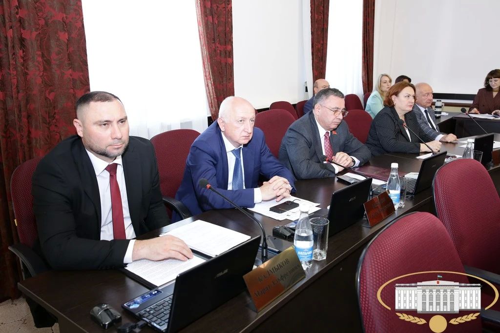 Под руководством Председателя Парламента КБР Татьяны Егоровой состоялось первое заседание президиума Парламента КБР в рамках осенней сессии Под руководством Председателя Парламента КБР Татьяны Егоровой состоялось первое заседание президиума Парламента КБР в рамках осенней сессии