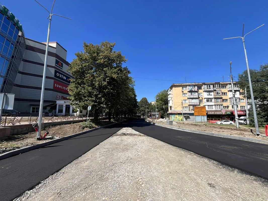 В г.о. Нальчик активно продолжается капитальный ремонт улицы Тарчокова В г.о. Нальчик активно продолжается капитальный ремонт улицы Тарчокова