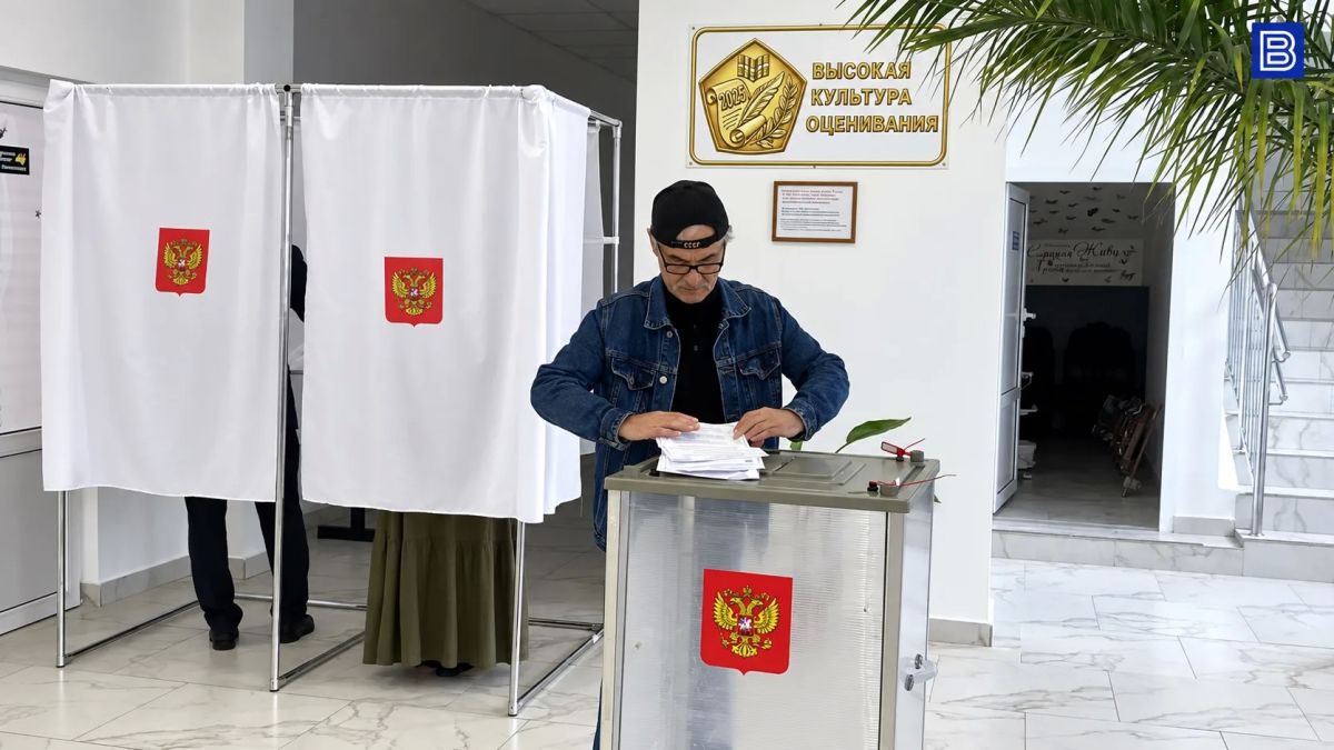 Наша съемочная группа следит и за ходом избирательного процесса в Эльбрусском районе Наша съемочная группа следит и за ходом избирательного процесса в Эльбрусском районе