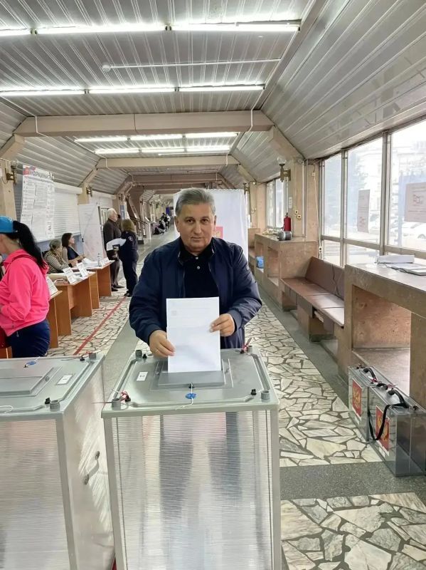 В Кабардино-Балкарии продолжаются выборы депутатов Государственной Думы ФС РФ девятого созыва и депутатов представительных органов местного самоуправления КБР В Кабардино-Балкарии продолжаются выборы депутатов Государственной Думы ФС РФ девятого созыва и депутатов представительных органов местного самоуправления КБР