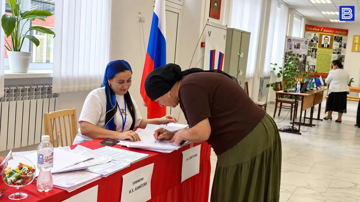 Наша съемочная группа следит и за ходом избирательного процесса в Эльбрусском районе Наша съемочная группа следит и за ходом избирательного процесса в Эльбрусском районе