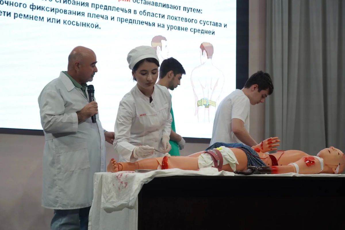 В Приэльбрусье проходит очередная «Университетская смена» для школьников из Кабардино-Балкарии и Крыма В Приэльбрусье проходит очередная «Университетская смена» для школьников из Кабардино-Балкарии и Крыма