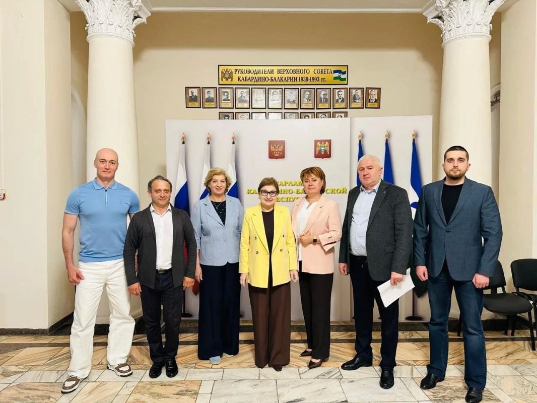 Повестка заседания Комитета Парламента КБР по образованию, науке, физической культуре, спорту и делам молодежи была насыщенной Повестка заседания Комитета Парламента КБР по образованию, науке, физической культуре, спорту и делам молодежи была насыщенной