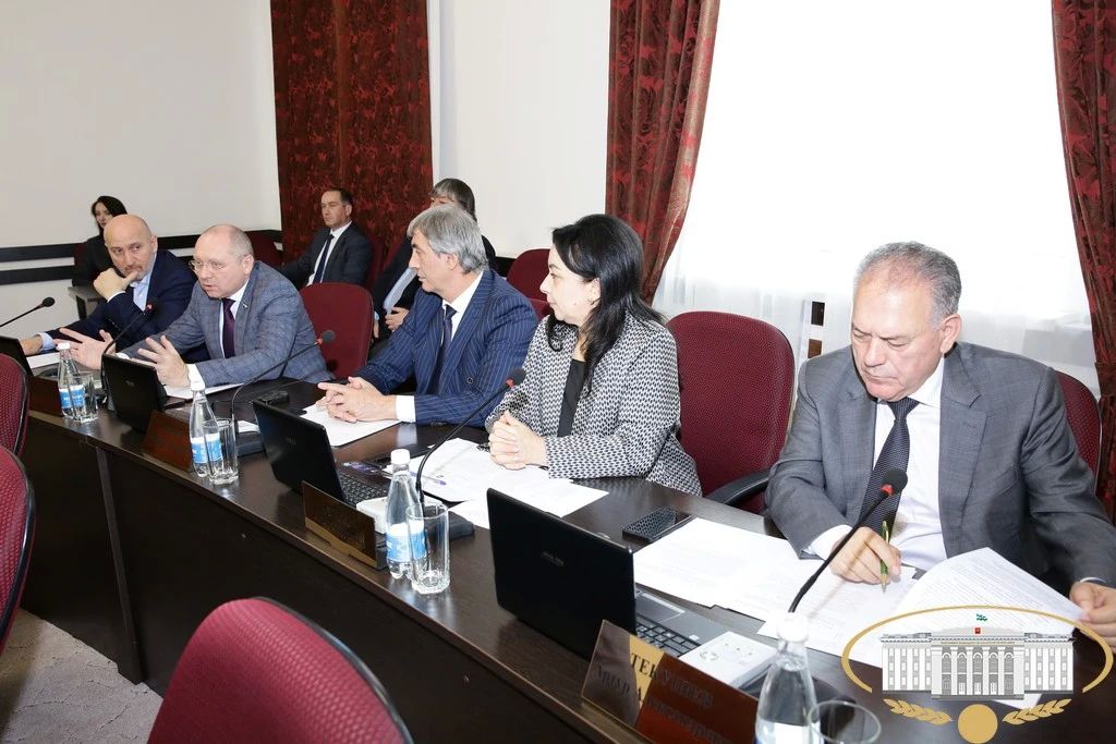 Под председательством руководителя Парламента КБР Татьяны Егоровой состоялось очередное заседание президиума законодательного органа республики Под председательством руководителя Парламента КБР Татьяны Егоровой состоялось очередное заседание президиума законодательного органа республики