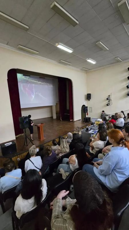 В Нальчике состоялось родительское собрание по вопросам безопасности старшеклассников В Нальчике состоялось родительское собрание по вопросам безопасности старшеклассников