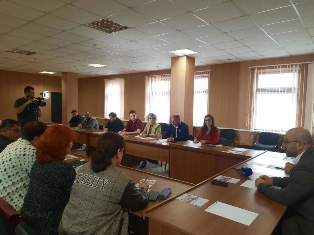 В борьбе за здоровье нации и против распространения наркотиков в КБР плечом к плечу стоят медики, правоохранители и общественники: только совместными усилиями можно отстоять будущее молодого поколения В борьбе за здоровье нации и против распространения наркотиков в КБР плечом к плечу стоят медики, правоохранители и общественники: только совместными усилиями можно отстоять будущее молодого поколения