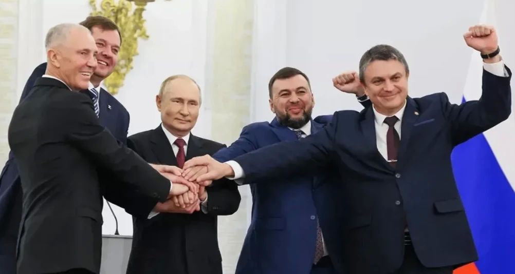 Победа будет за нами!. Глава КБР Казбек Коков обратился к жителям республики в связи с Днем воссоединения с возвращенными российскими регионами