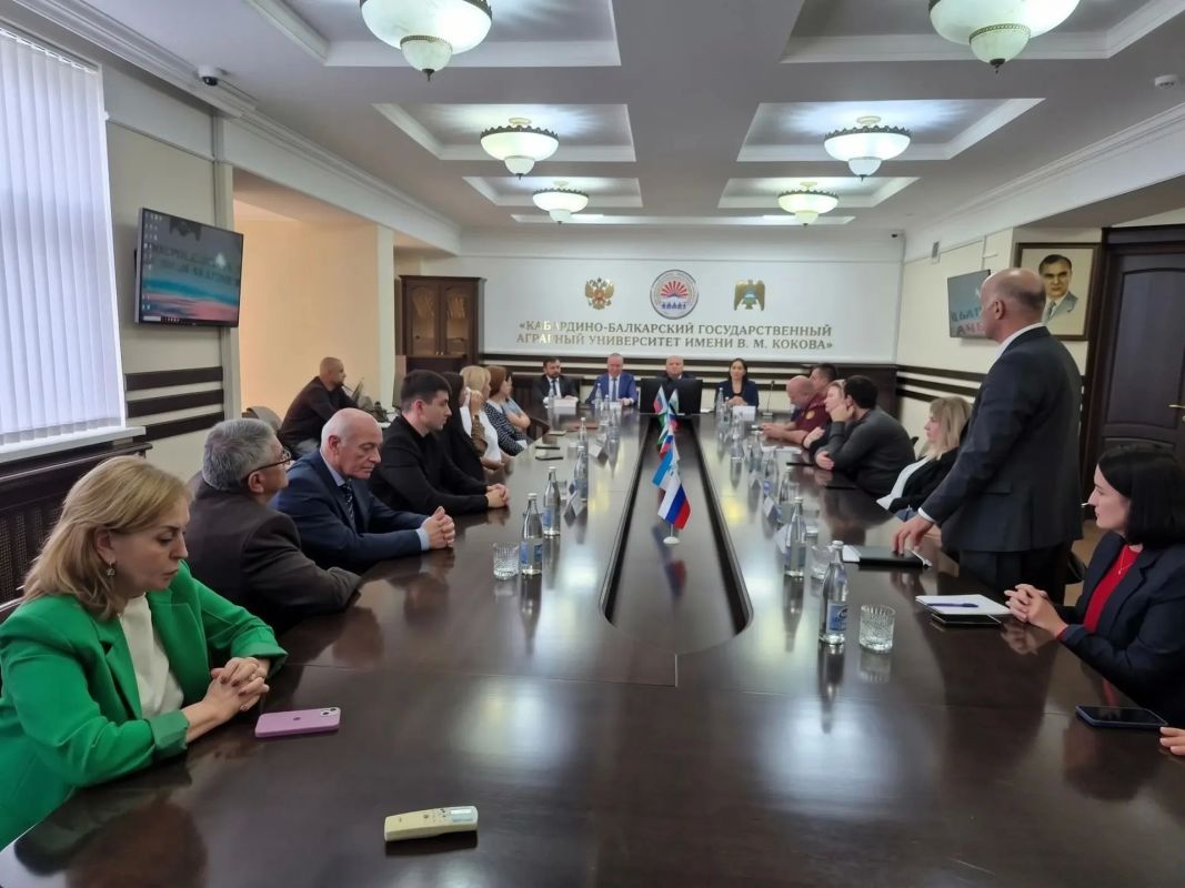 В Кабардино-Балкарском государственном аграрном университете им. В.М. Кокова прошёл круглый стол по вопросам профессионально-общественной аккредитации образовательных программ торгово-технологического факультета В Кабардино-Балкарском государственном аграрном университете им. В.М. Кокова прошёл круглый стол по вопросам профессионально-общественной аккредитации образовательных программ торгово-технологического факультета