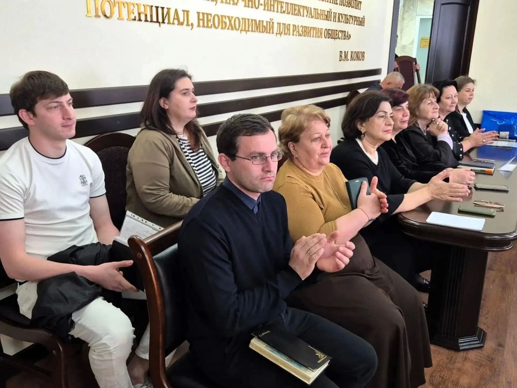 В Кабардино-Балкарском государственном аграрном университете им. В.М. Кокова прошёл круглый стол по вопросам профессионально-общественной аккредитации образовательных программ торгово-технологического факультета В Кабардино-Балкарском государственном аграрном университете им. В.М. Кокова прошёл круглый стол по вопросам профессионально-общественной аккредитации образовательных программ торгово-технологического факультета