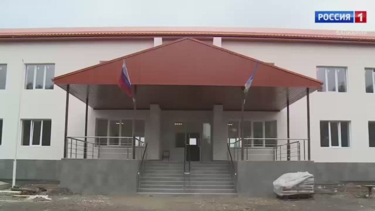 В селе Псыншоко завершается капитальный ремонт средней школы, построенной в 1996 году