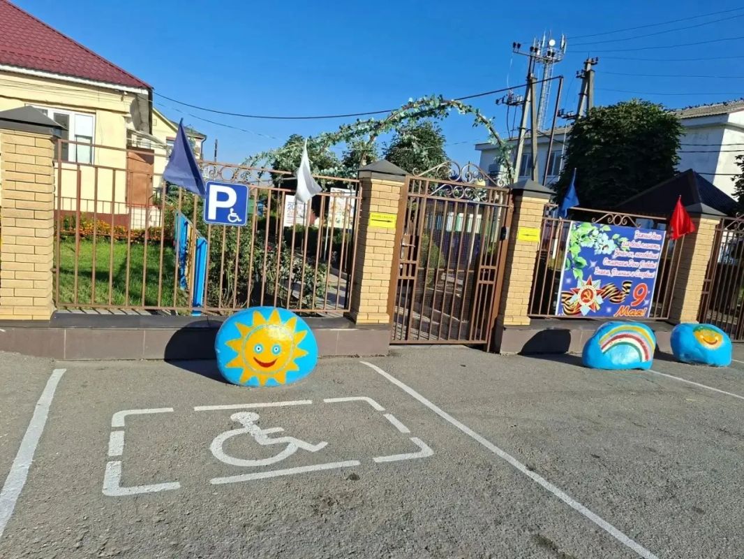 В Баксанском районе продолжают создавать доступную среду для людей с ОВЗ В Баксанском районе продолжают создавать доступную среду для людей с ОВЗ