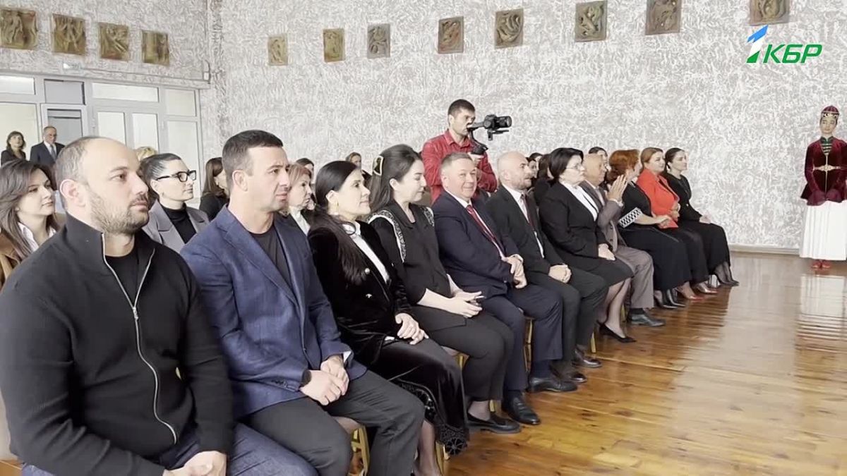 В Баксане и селении Дыгулыбгей состоялось торжественное открытие культурно-просветительских центров, созданных на базе городского Дворца культуры и Дворца культуры имени Валерия Кокова