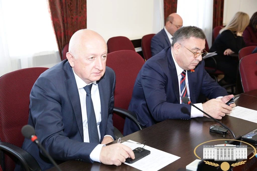 Под руководством Председателя Парламента КБР Татьяны Егоровой состоялось заседание президиума законодательного органа республики Под руководством Председателя Парламента КБР Татьяны Егоровой состоялось заседание президиума законодательного органа республики