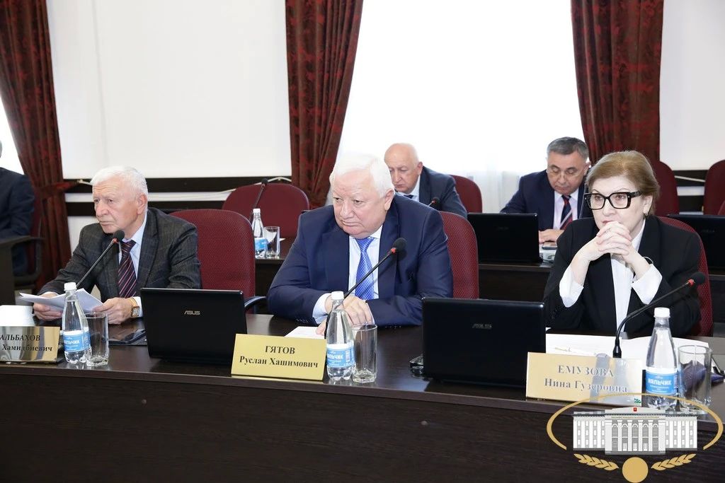 Под руководством Председателя Парламента КБР Татьяны Егоровой состоялось заседание президиума законодательного органа республики Под руководством Председателя Парламента КБР Татьяны Егоровой состоялось заседание президиума законодательного органа республики