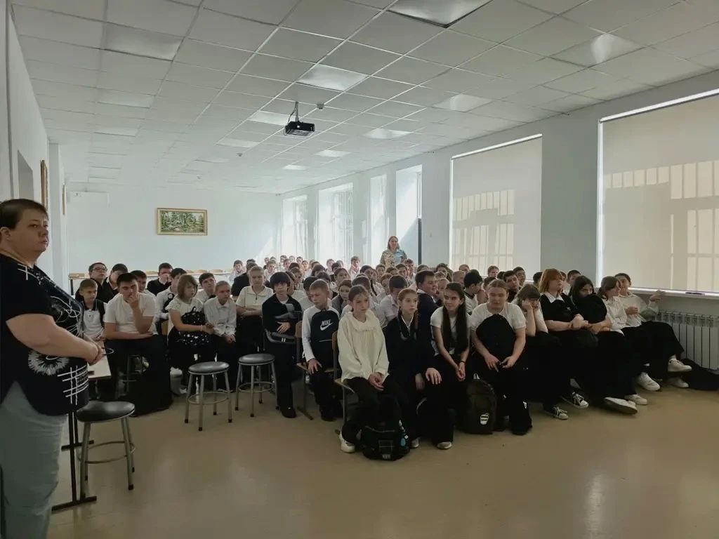 В Прохладненском районе Кабардино-Балкарии состоялись комплексные занятия по ПДД «Безопасная осень» В Прохладненском районе Кабардино-Балкарии состоялись комплексные занятия по ПДД «Безопасная осень»