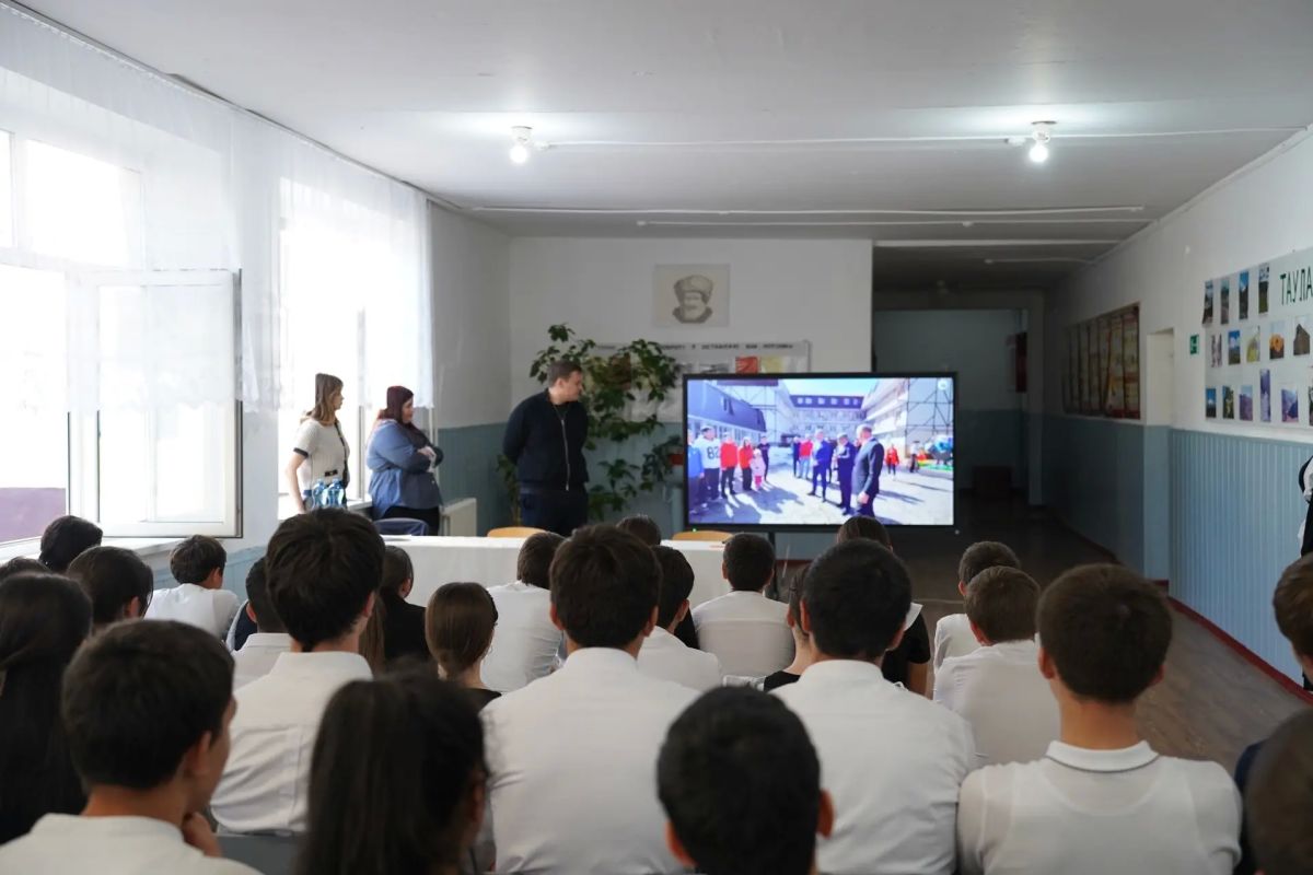 Профилактическая встреча со школьниками в с.п. Хабаз Профилактическая встреча со школьниками в с.п. Хабаз