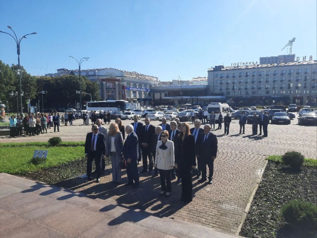 В Кабардино-Балкарию с официальным визитом прибыла делегация Законодательного Собрания Иркутской области во главе с Председателем Александром Ведерниковым В Кабардино-Балкарию с официальным визитом прибыла делегация Законодательного Собрания Иркутской области во главе с Председателем Александром Ведерниковым
