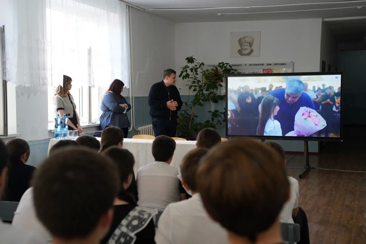 Профилактическая встреча со школьниками в с.п. Хабаз Профилактическая встреча со школьниками в с.п. Хабаз