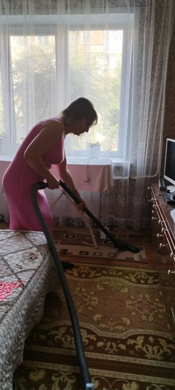 В рамках месячника «Милосердие», который традиционно проходит в Кабардино-Балкарии с 1 по 31 октября, члены семей участников СВО, труженики тыла и одинокие инвалиды, состоящие на социальном обслуживании в ГКУ «РКЦСОН» МТиСЗ... В рамках месячника «Милосердие», который традиционно проходит в Кабардино-Балкарии с 1 по 31 октября, члены семей участников СВО, труженики тыла и одинокие инвалиды, состоящие на социальном обслуживании в ГКУ «РКЦСОН» МТиСЗ...