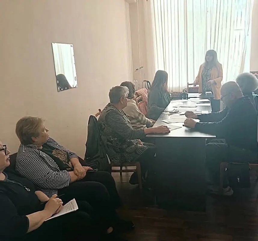 В рамках месячника «Милосердие», приуроченного ко Дню пожилого человека, заведующая отделением срочного социального обслуживания ГКУ «РКЦСОН» МТиСЗ КБР — филиал по Прохладненскому району и г. о. Прохладный Новосёлова Н. А.... В рамках месячника «Милосердие», приуроченного ко Дню пожилого человека, заведующая отделением срочного социального обслуживания ГКУ «РКЦСОН» МТиСЗ КБР — филиал по Прохладненскому району и г. о. Прохладный Новосёлова Н. А....