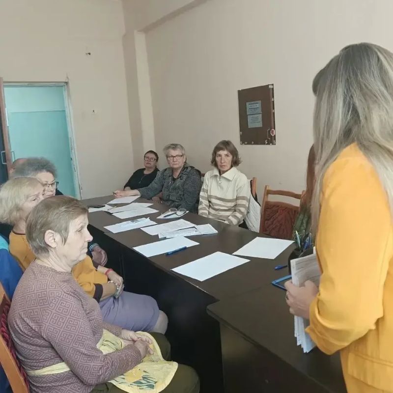 В рамках месячника «Милосердие», приуроченного ко Дню пожилого человека, заведующая отделением срочного социального обслуживания ГКУ «РКЦСОН» МТиСЗ КБР — филиал по Прохладненскому району и г. о. Прохладный Новосёлова Н. А.... В рамках месячника «Милосердие», приуроченного ко Дню пожилого человека, заведующая отделением срочного социального обслуживания ГКУ «РКЦСОН» МТиСЗ КБР — филиал по Прохладненскому району и г. о. Прохладный Новосёлова Н. А....