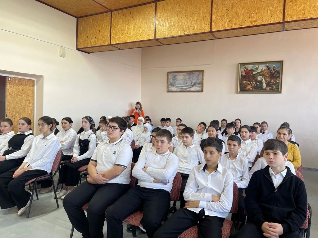 Старшеклассники Кабардино-Балкарии стали участниками видеозанятий по ПДД «Последствия несоблюдения правил» Старшеклассники Кабардино-Балкарии стали участниками видеозанятий по ПДД «Последствия несоблюдения правил»