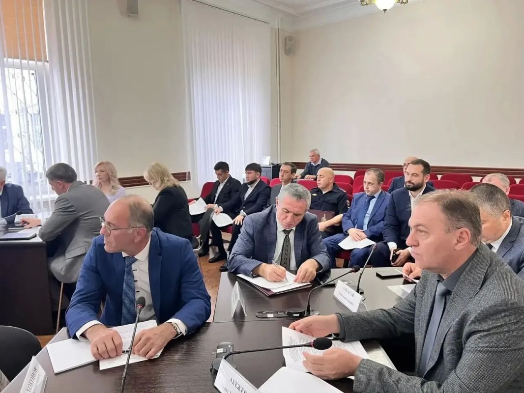 В Доме Правительства состоялось второе заседание Координационного совета по взаимодействию органов власти КБР и отделений ДОСААФ России В Доме Правительства состоялось второе заседание Координационного совета по взаимодействию органов власти КБР и отделений ДОСААФ России