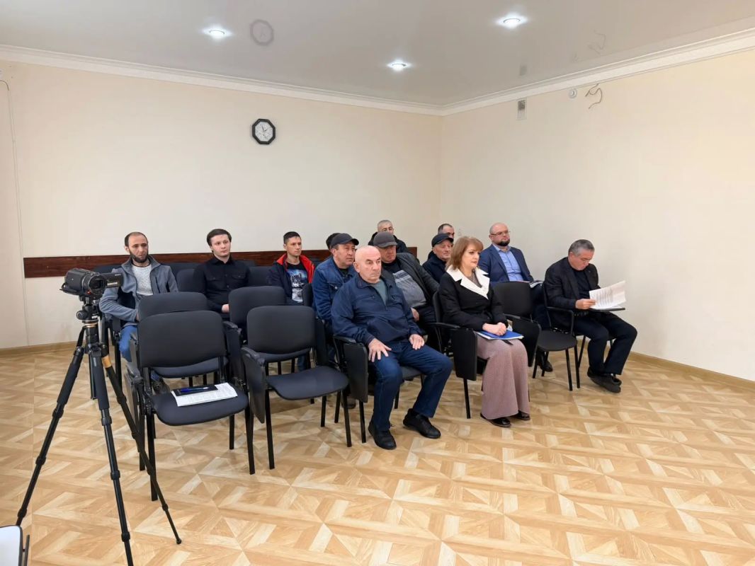В администрации Эльбрусского района проведен прием граждан по вопросам невыплаты заработной платы В администрации Эльбрусского района проведен прием граждан по вопросам невыплаты заработной платы