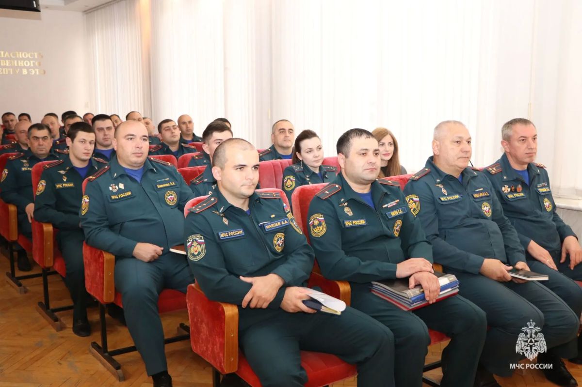 В Главном управлении МЧС России по КБР проведено совещание по вопросам совершенствования взаимодействия в сфере предупреждения и противодействия коррупции В Главном управлении МЧС России по КБР проведено совещание по вопросам совершенствования взаимодействия в сфере предупреждения и противодействия коррупции