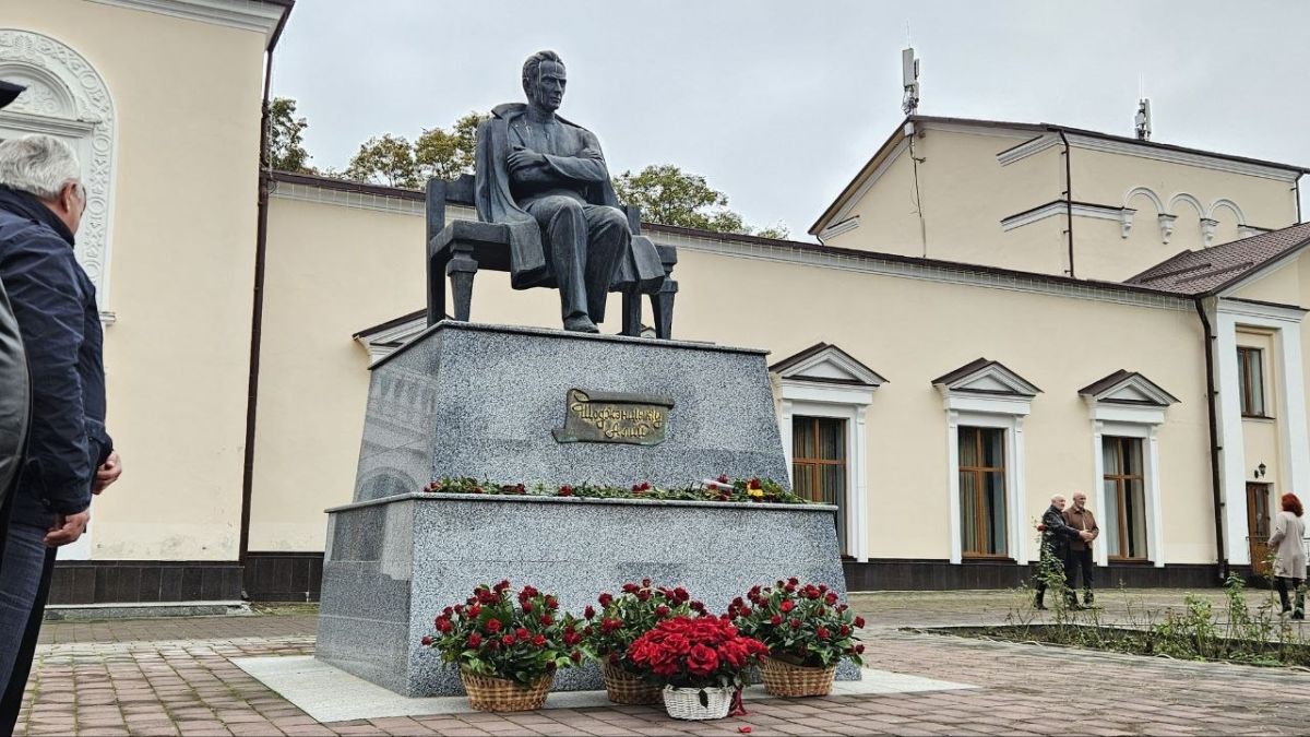 В Нальчике почтили память Али Шогенцукова в день 126-летия со дня его рождения
