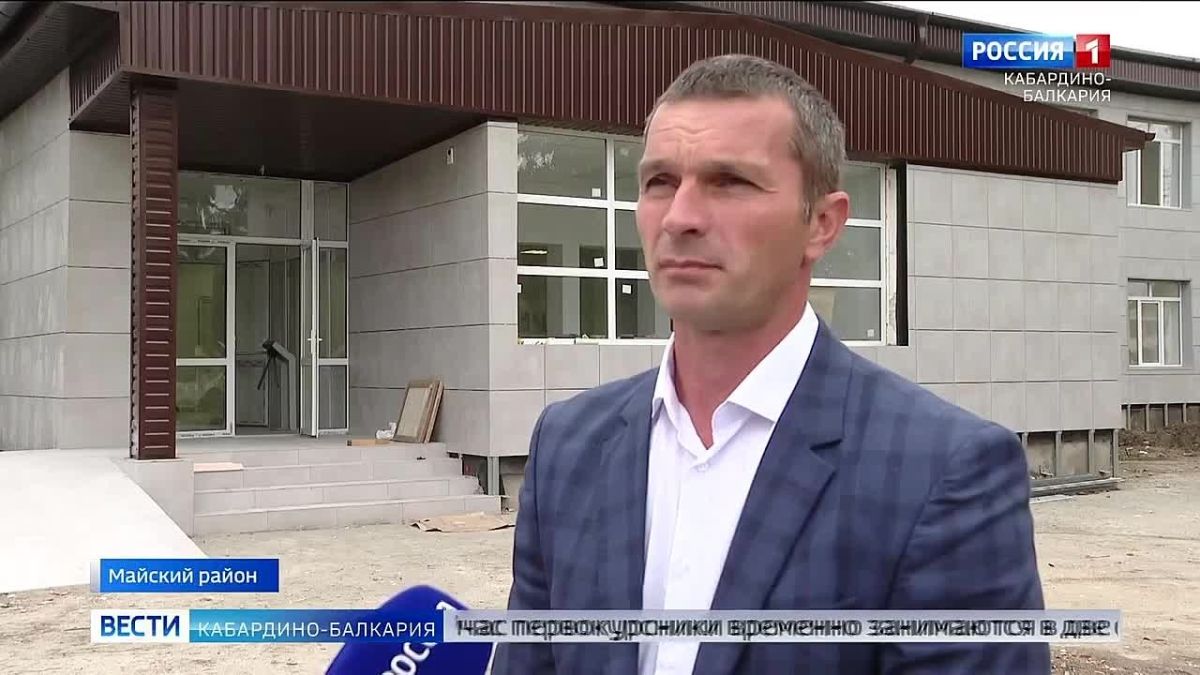 В Майском филиале агропромышленного колледжа продолжается капитальный ремонт корпусов 70-х годов постройки
