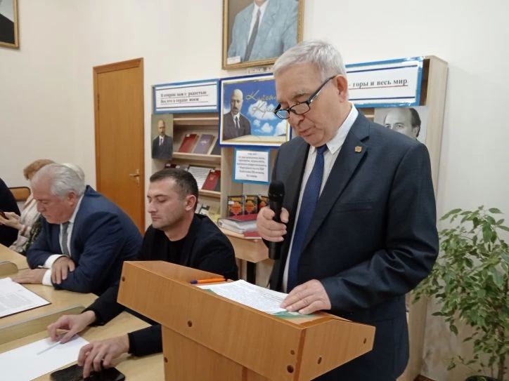 В Нальчике чествуют Кайсына Кулиева В Нальчике чествуют Кайсына Кулиева
